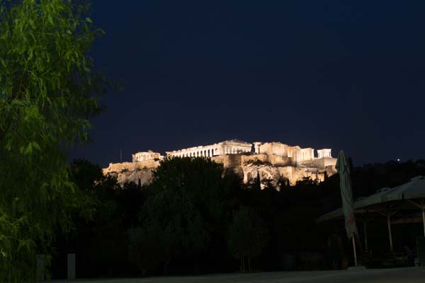 Athen Thiseio Illuminierte Akropolis